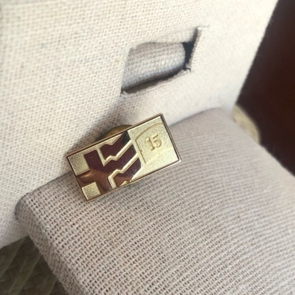 Vintage Jewelry - Vintage Pin